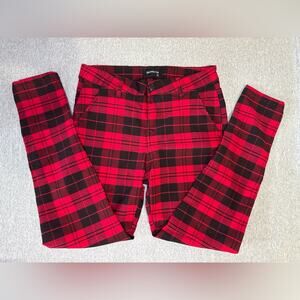Men’s Skinny Fit Stretch Tapered Ankle Trouser | Red & Black Plaid | Size 32